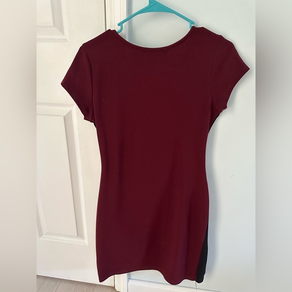 Maroon dress - Picture 2 of 3